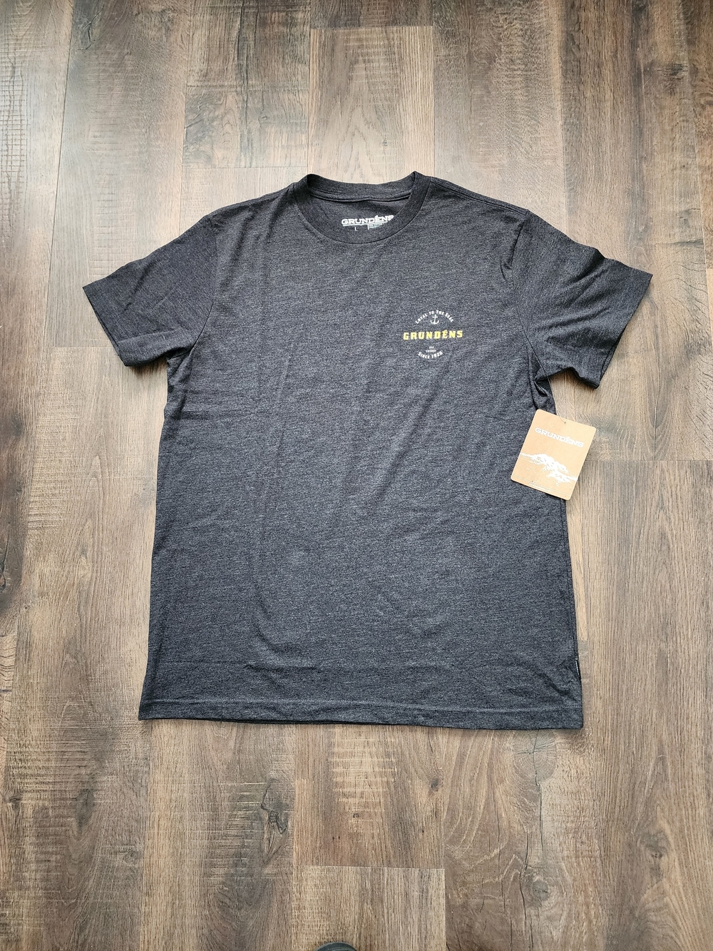 Grundens Men's Short Sleeve Crew T-Shirt in Charcoal